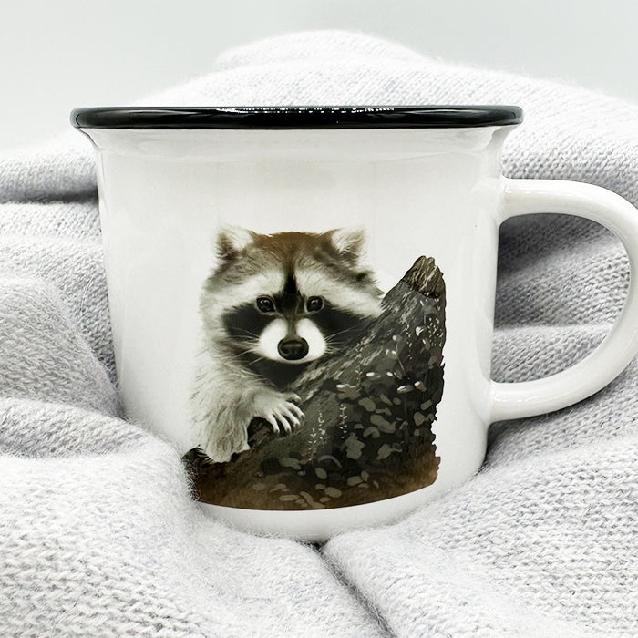 Tasse Versteckter Waschbär