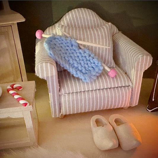 Miniatur Strickzeug