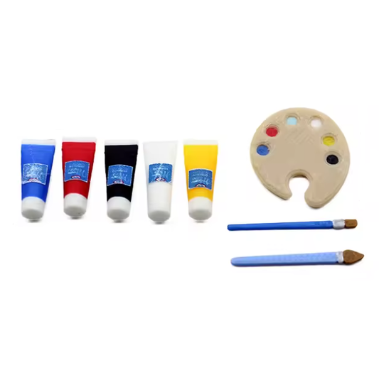 Miniatur Pinsel und Farben